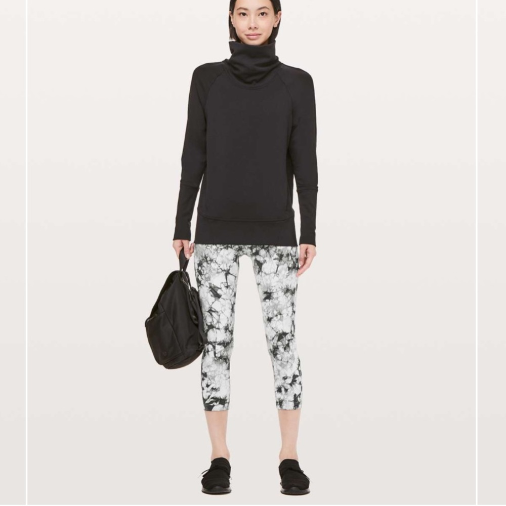 Lululemon Wunder Under Crop Hi-Rise *Full-On Luxtreme Dual Shibori 21" Size 6
